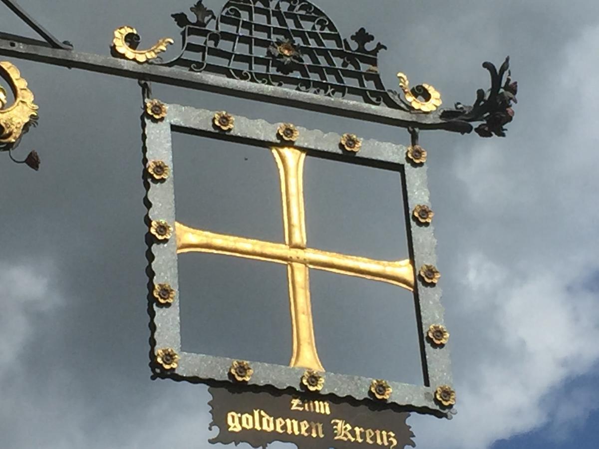 Gasthaus zum Goldenen Kreuz Rafz Exterior foto